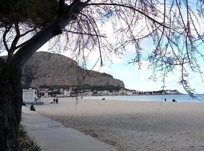 Casa Rosamarina *